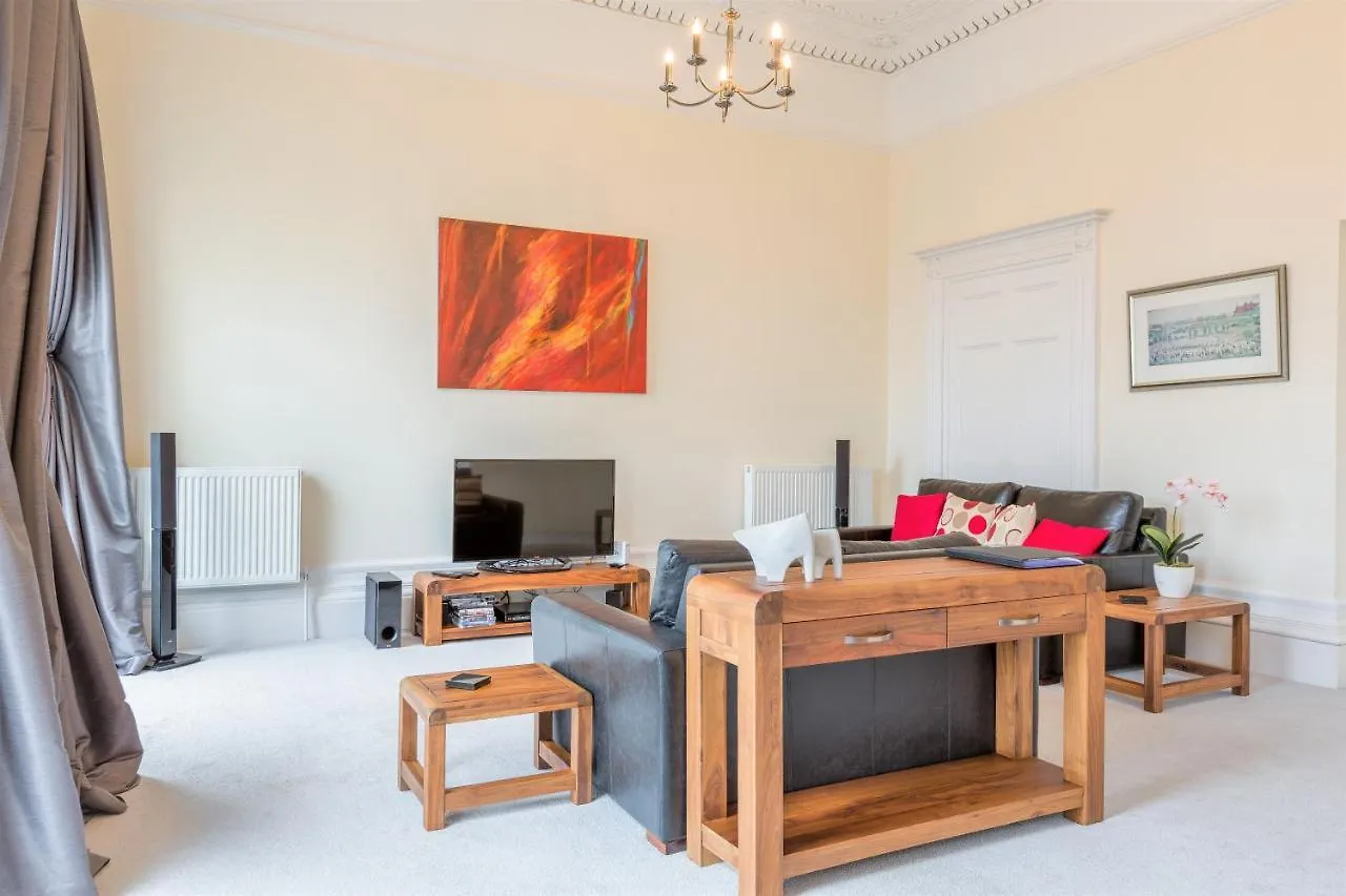Croft House - By Luxury Apartments Cheltenham